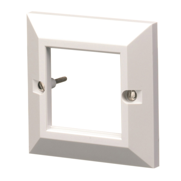 100 670 EXCEL 6C SINGLE GANG PLATE UPTO 2 MODULES