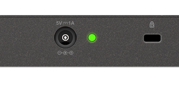 D Link 5 Port Gigabyte Switch DGS105D