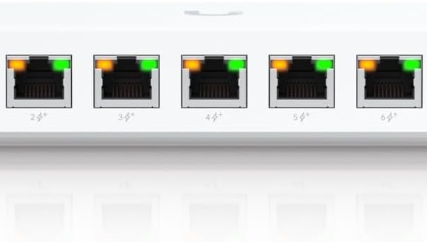 USW Ultra 210W Ubiquiti UniFi Switch Ultra 210W switch 8 ports managed